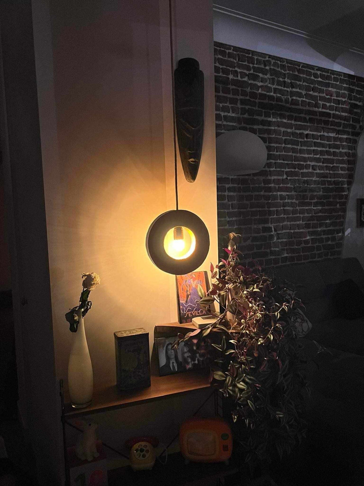 Lampes en Bois, Cuir et Tissu – Artisanat Normand depuis 2019
