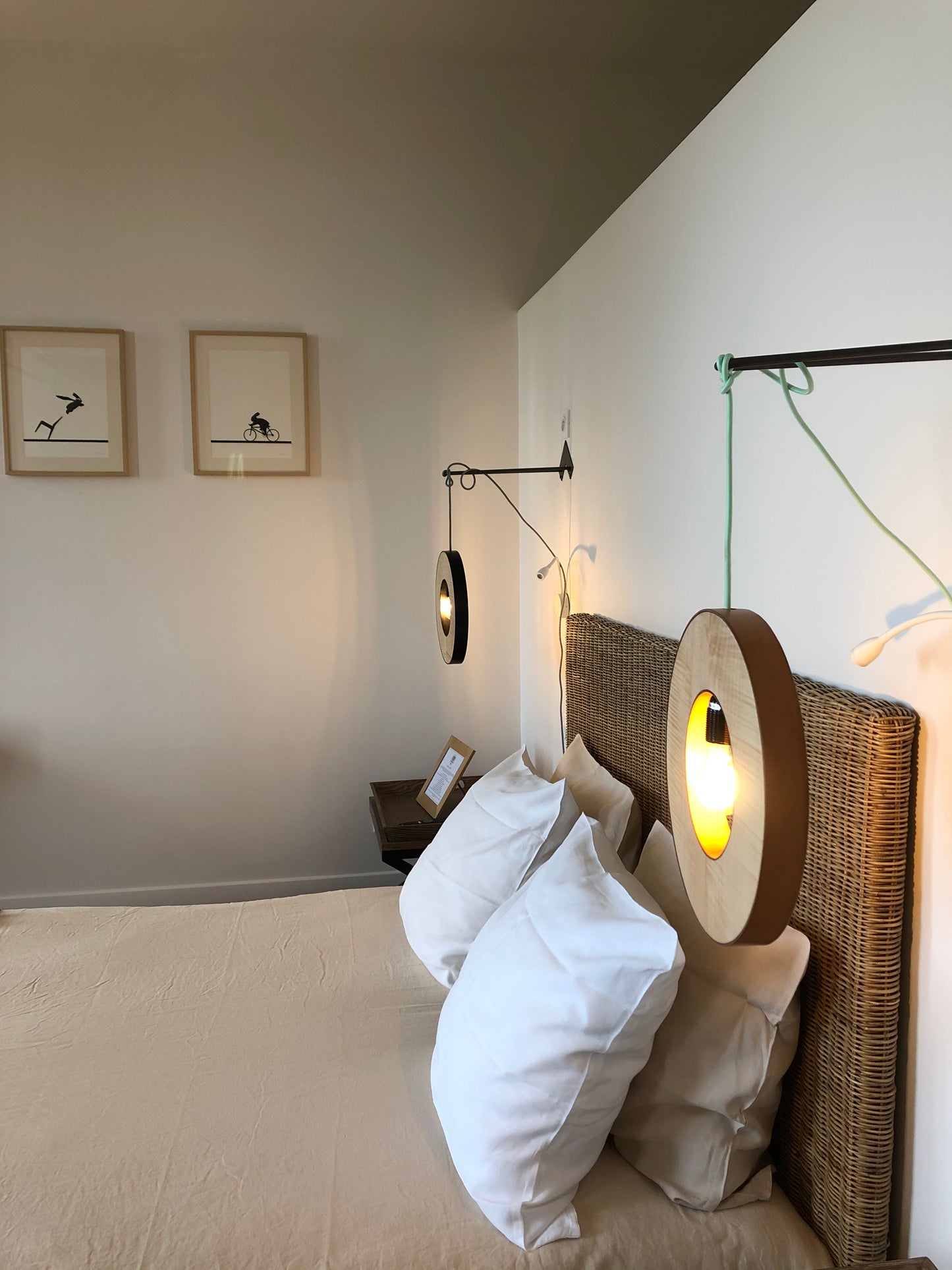 Lampes en Bois, Cuir et Tissu – Artisanat Normand depuis 2019