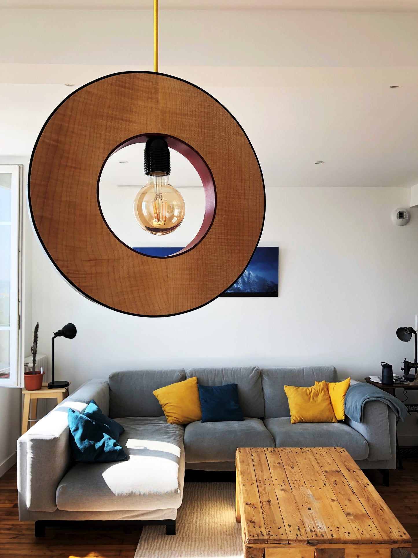Lampes en Bois, Cuir et Tissu – Artisanat Normand depuis 2019