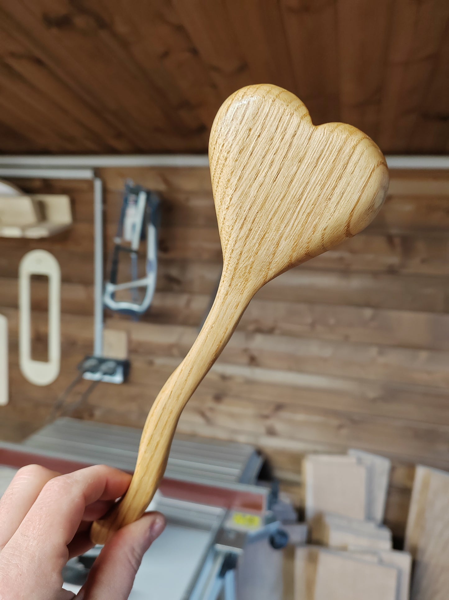 Sculptez votre duo d'ustensiles en bois (3h) 📢 -15% jusqu'au 31 juillet 2026
