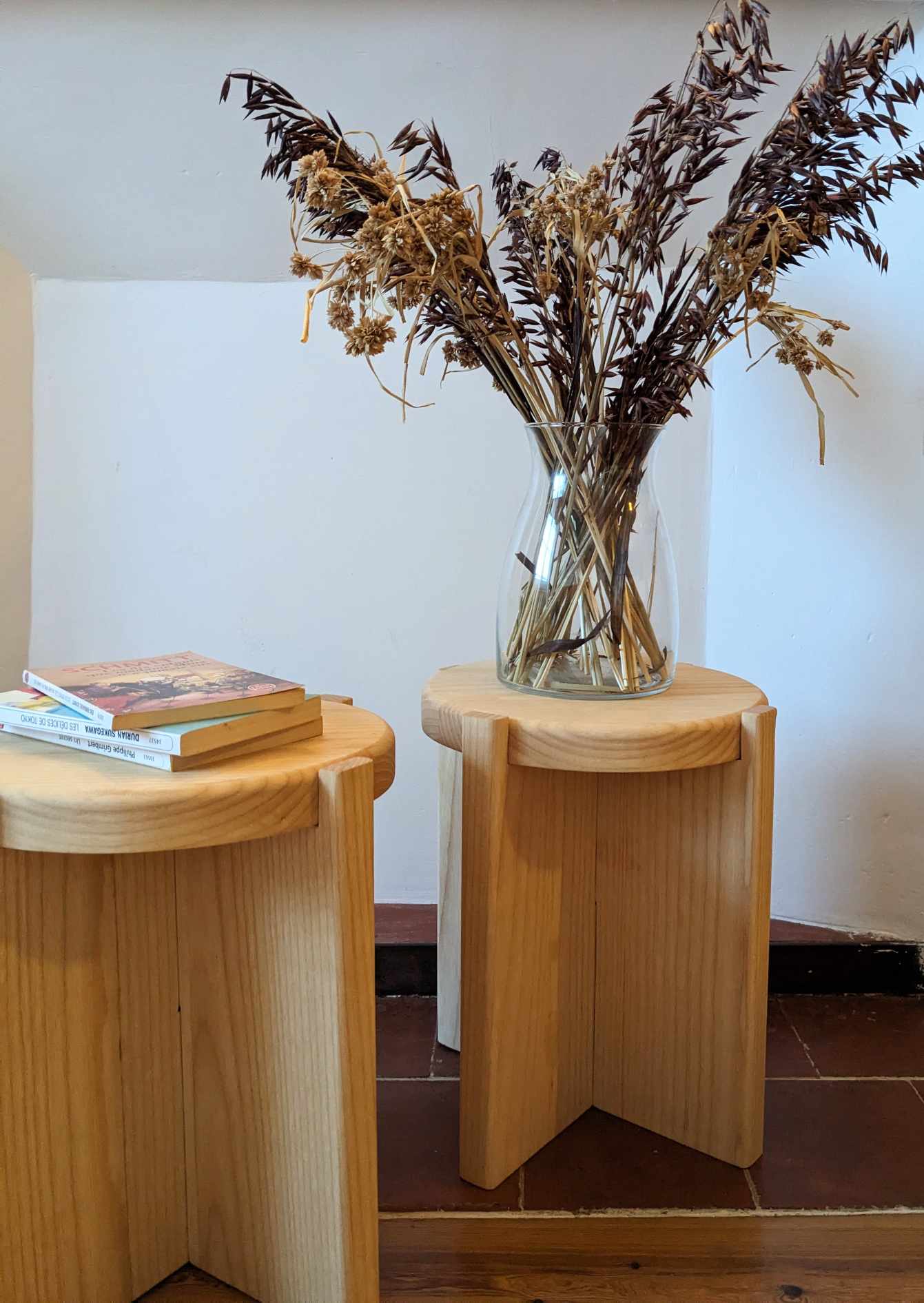 PRÉVENTE - Tabouret BONE STOOL - L'acolyte multifonction de la maison