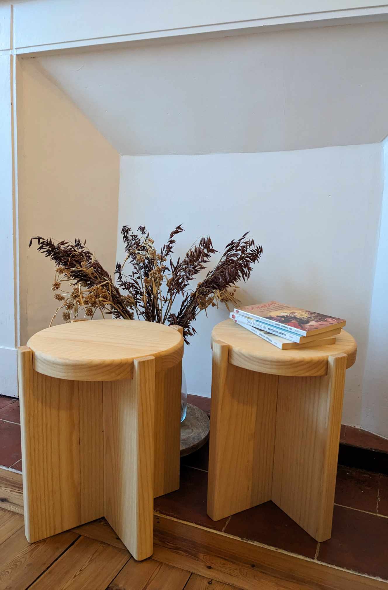 PRÉVENTE - Tabouret BONE STOOL - L'acolyte multifonction de la maison